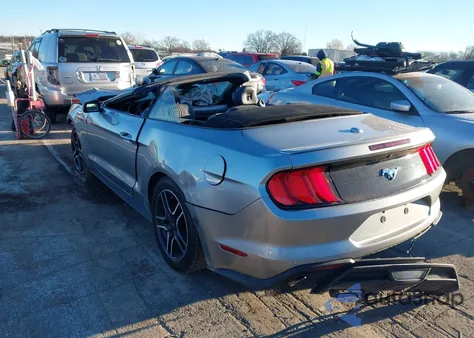 2022 Ford Mustang Ecoboost Premium z USA, uszkodzony, nr VIN 1FATP8UH7N5119705